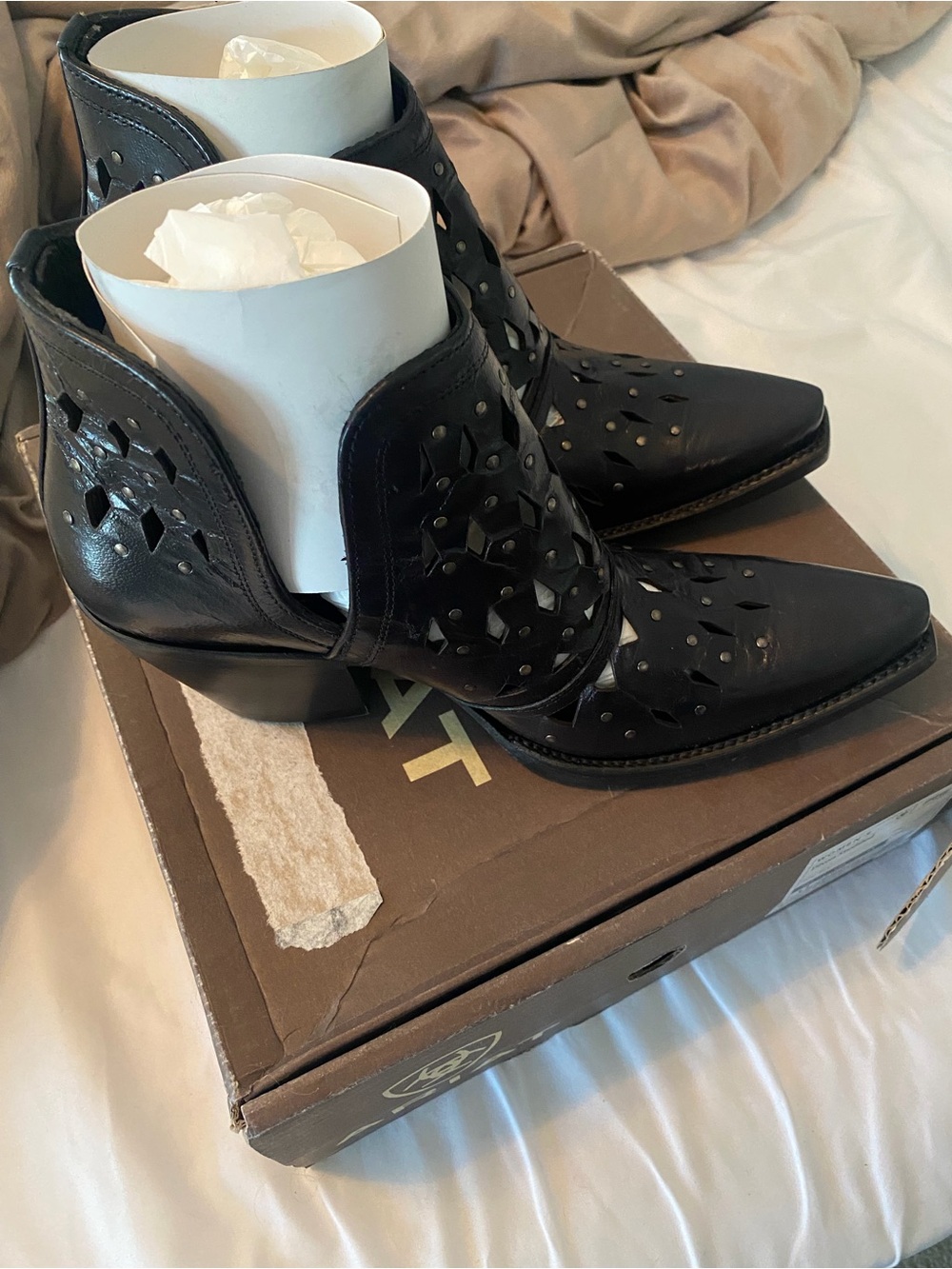 Ariat Black Perforated Pointed Toe Ankle Booties - Picture 2 of 3